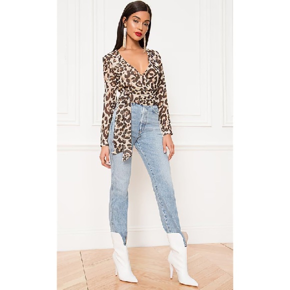 NEW Superdown Gemini Leopard Long Sleeve Wrap Blouse Size XS - Picture 9 of 9